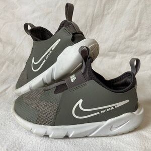 Nike Flex Runner Boys Shoes Size 10